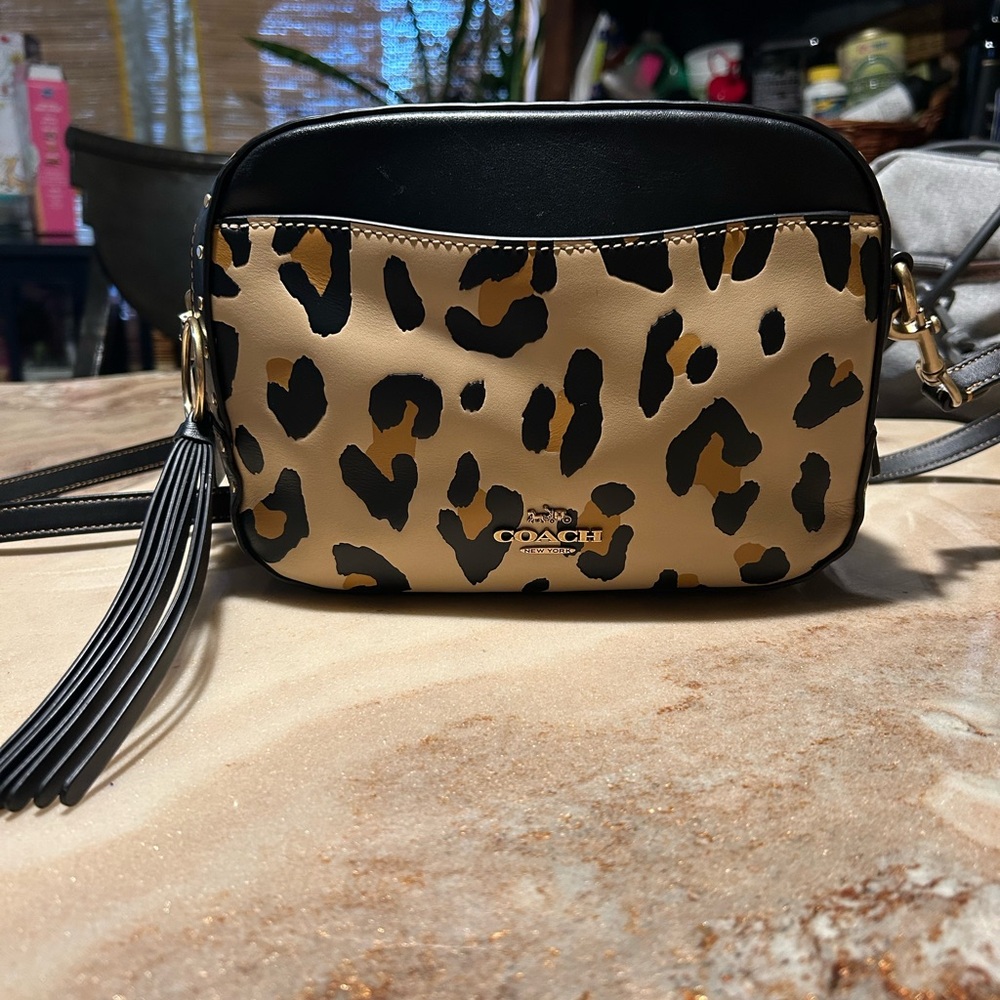 Coach leopard camera bag - Picture 5 of 9
